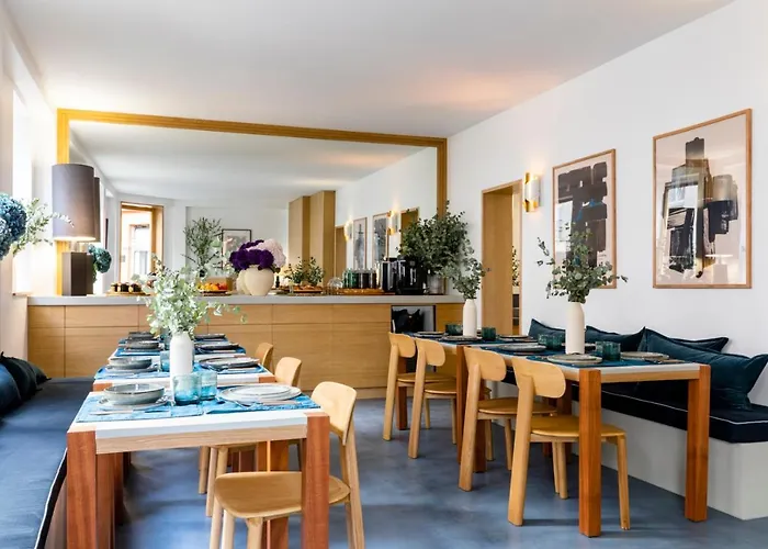 Baba Hotel